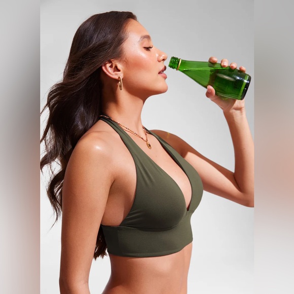 Halter Padded Backless Bikini Top - Picture 3 of 6